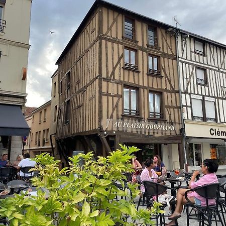 Duplex Cosy 85 M2 Hyper Centre Chalons-En-Champagne Lägenhet Exteriör bild